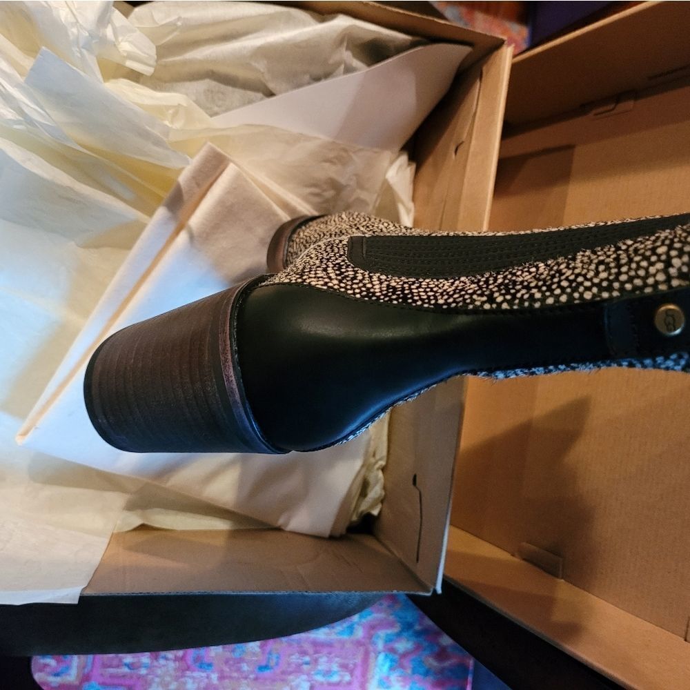 UGG Camden Exotic Size 10 - Picture 6 of 8